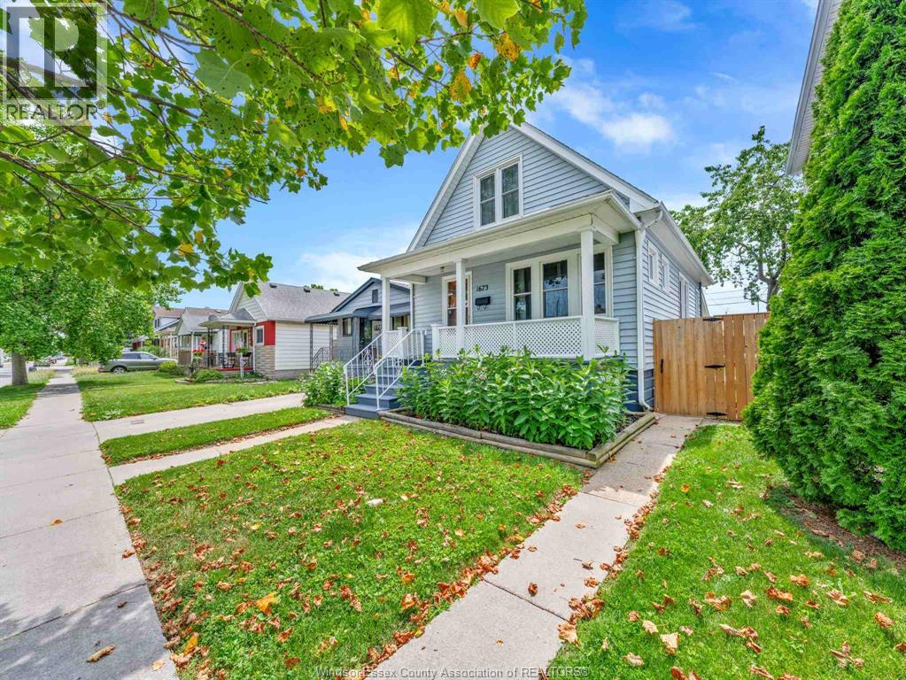 1673 Cadillac STREET - 3
