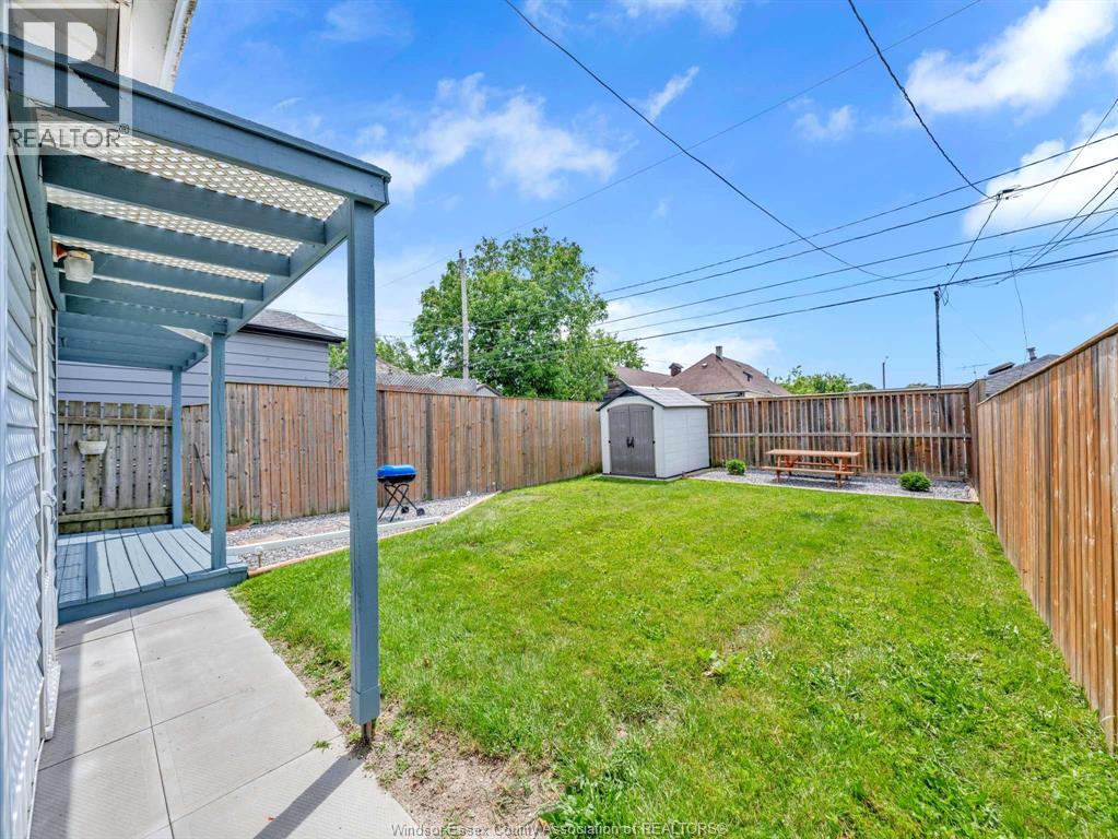 1673 Cadillac STREET - 31