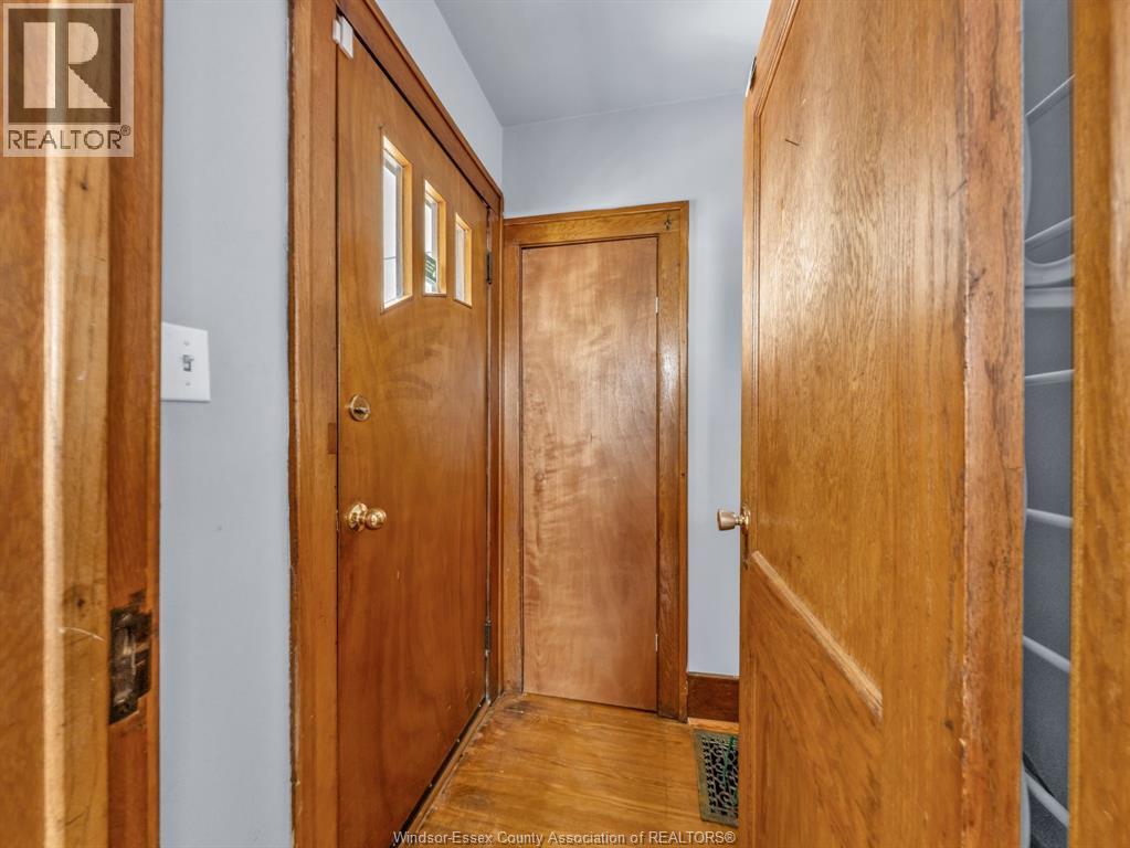 1673 Cadillac STREET - 8