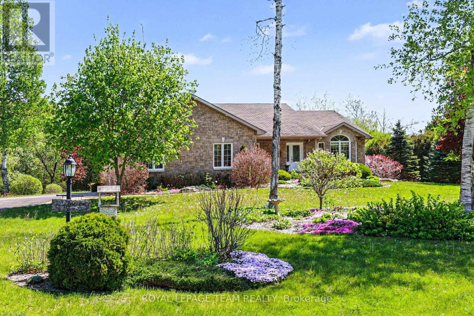 28 KIMBERLY AVENUE - 1