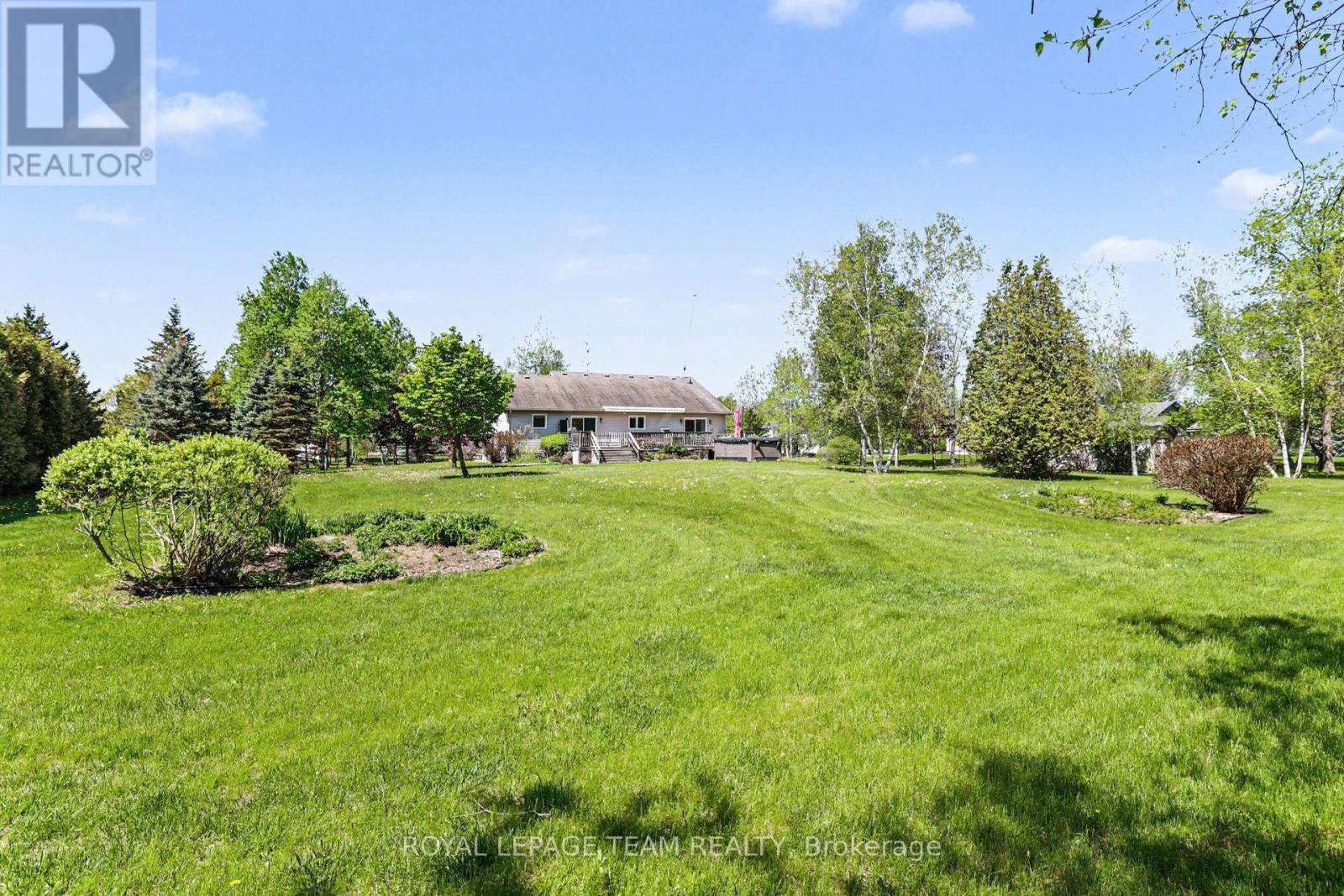 28 KIMBERLY AVENUE - 33
