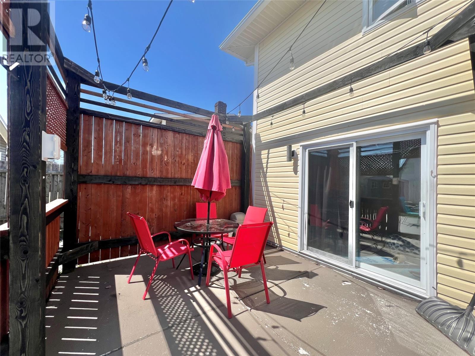 10 Southcott Drive - 11