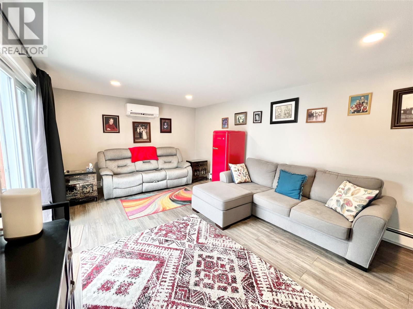 10 Southcott Drive - 16