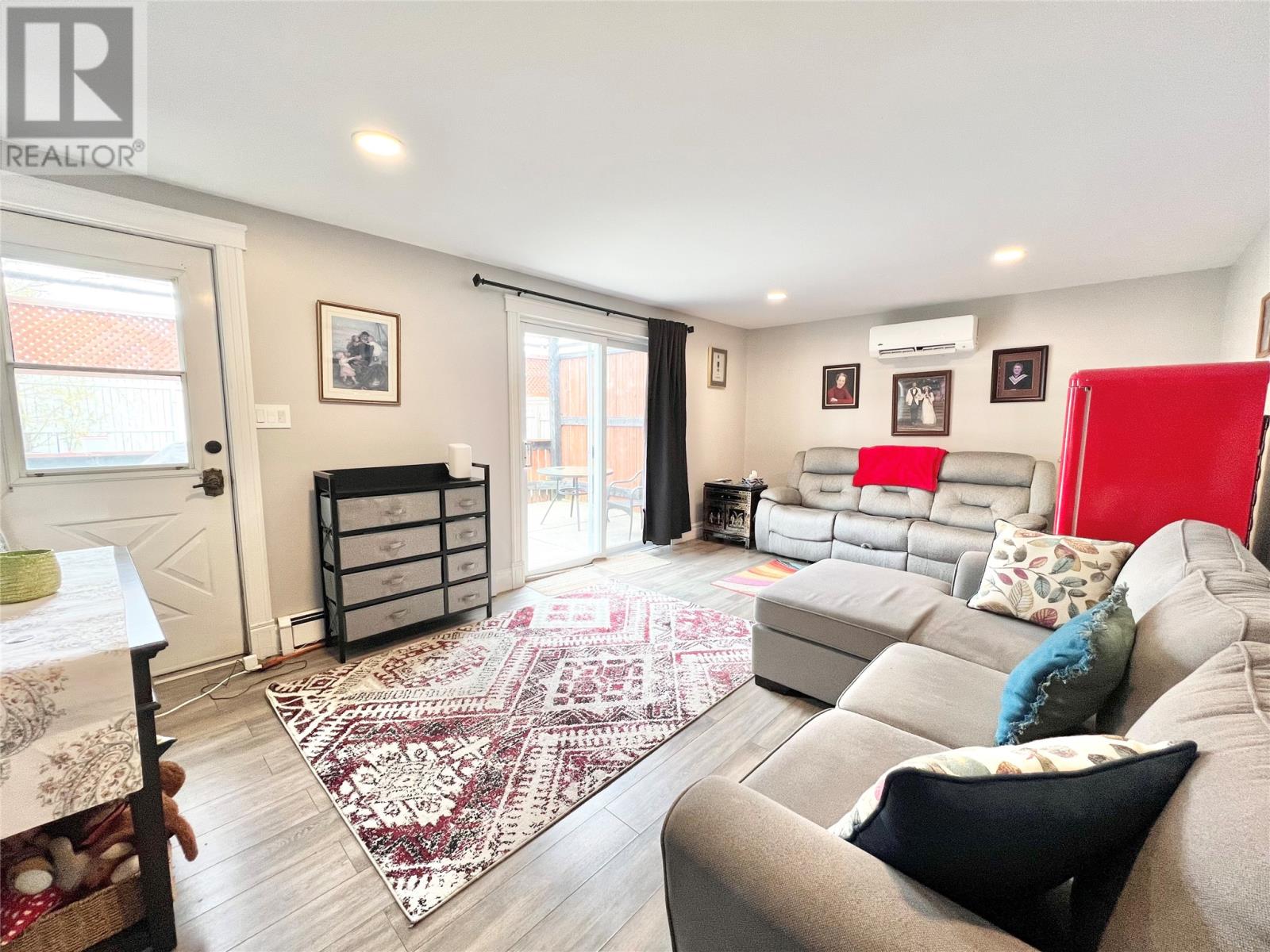 10 Southcott Drive - 15