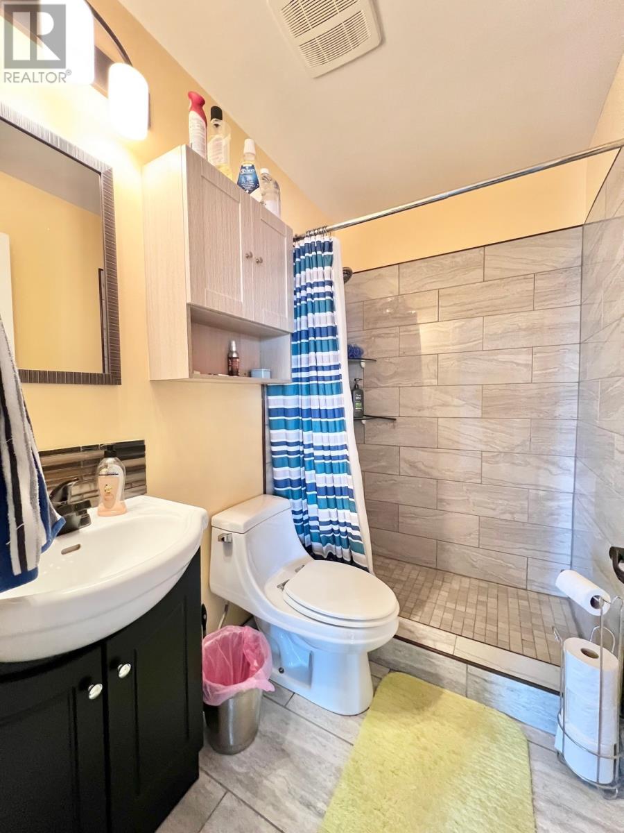 10 Southcott Drive - 28