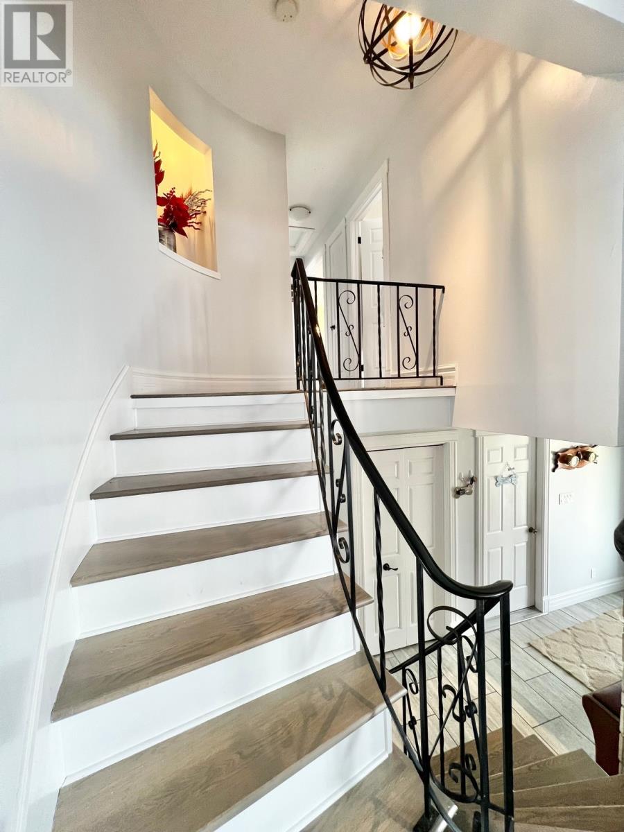 10 Southcott Drive - 26