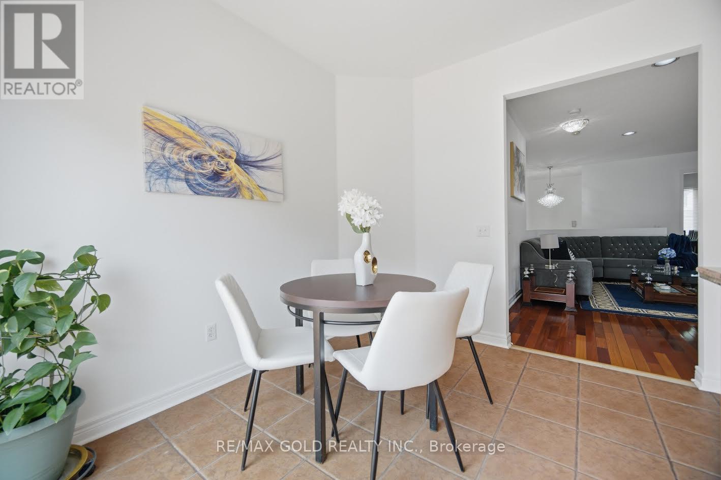 25 TREELINE BOULEVARD - 19