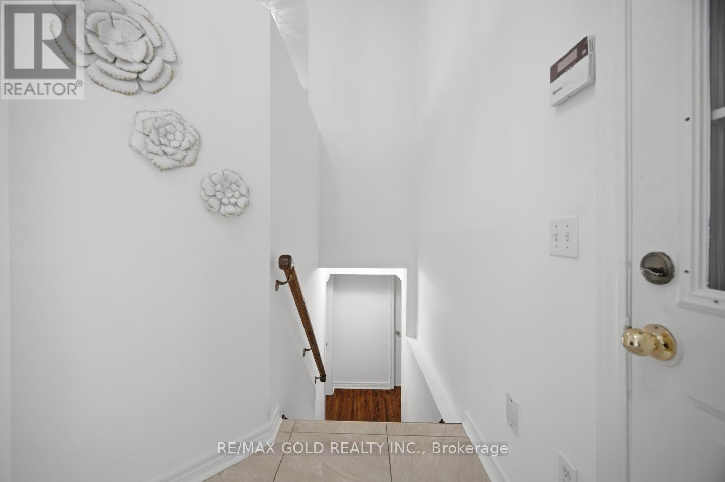 25 TREELINE BOULEVARD - 29