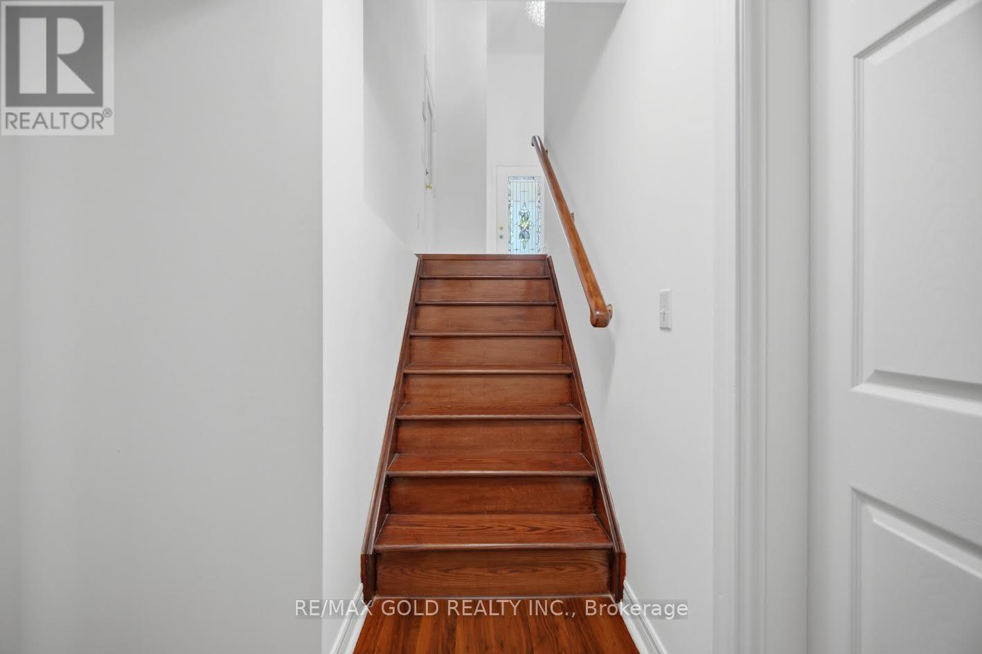 25 TREELINE BOULEVARD - 30