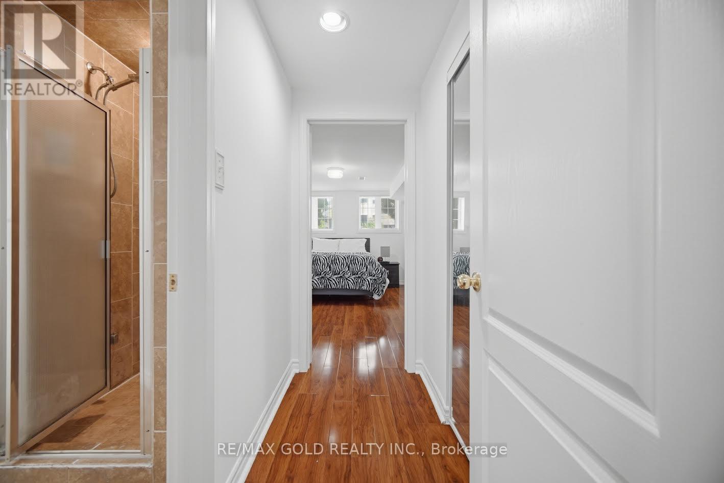 25 TREELINE BOULEVARD - 36