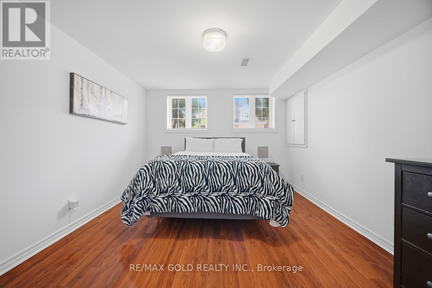 25 TREELINE BOULEVARD - 37