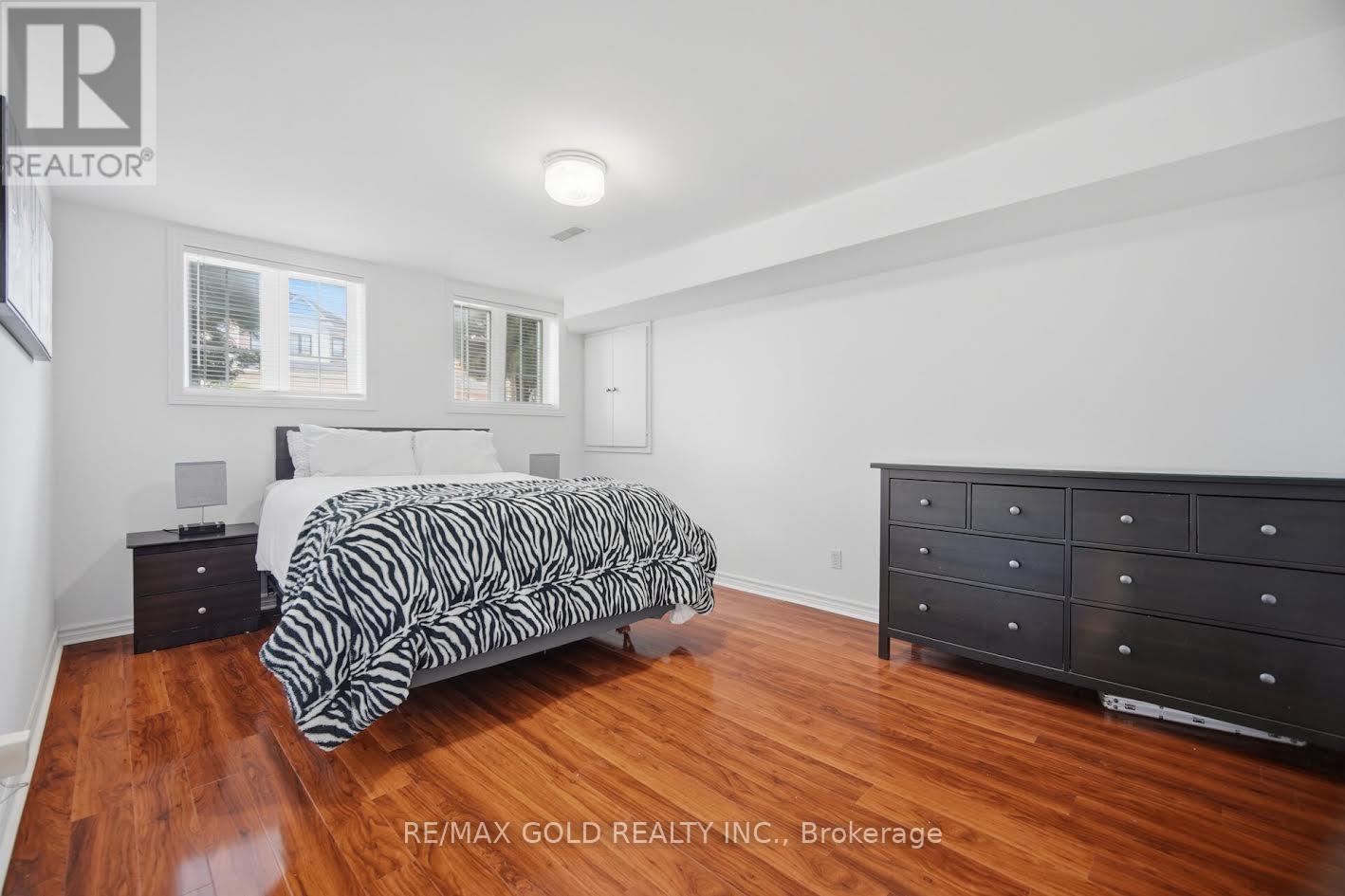 25 TREELINE BOULEVARD - 40