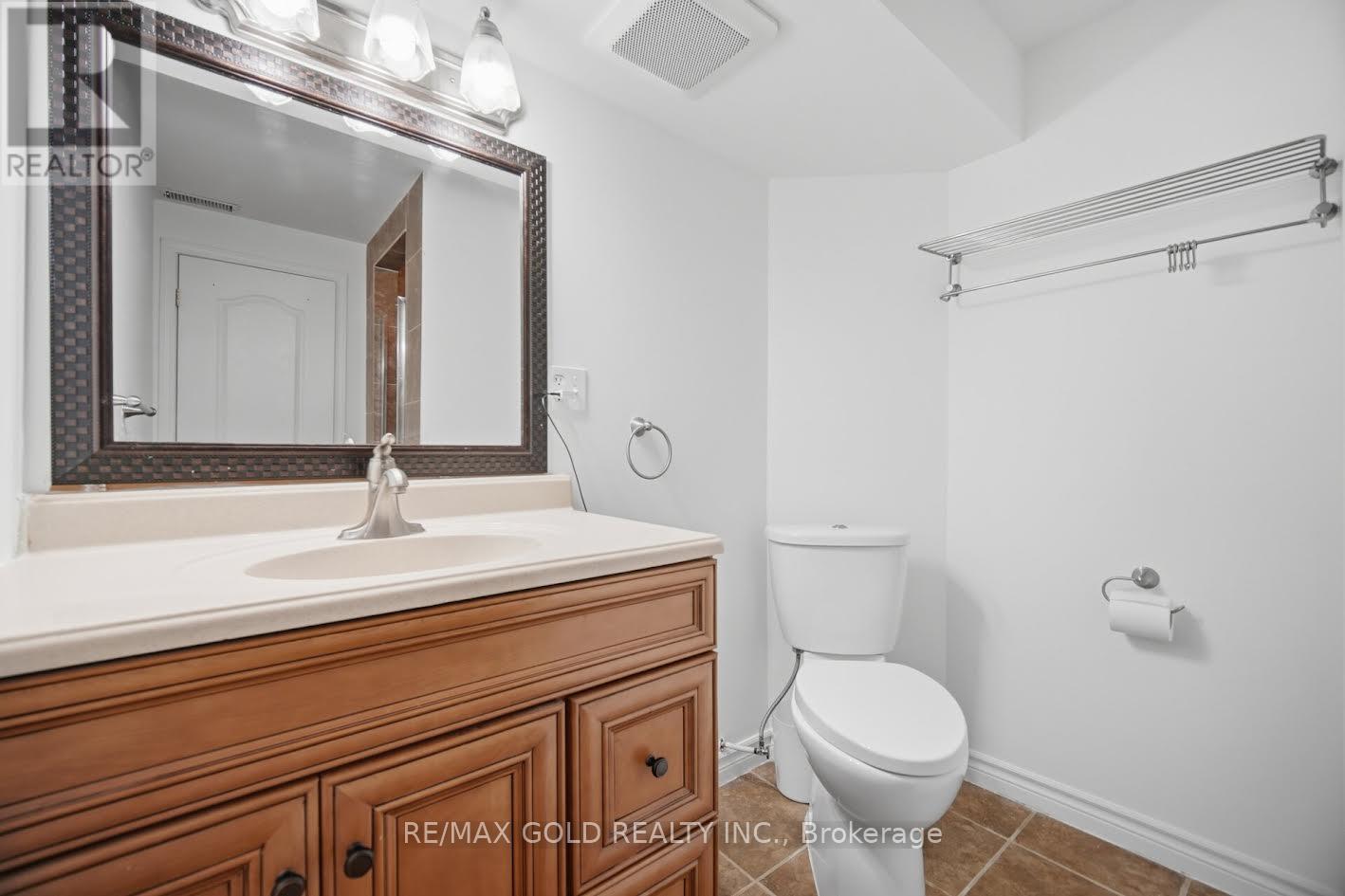 25 TREELINE BOULEVARD - 41