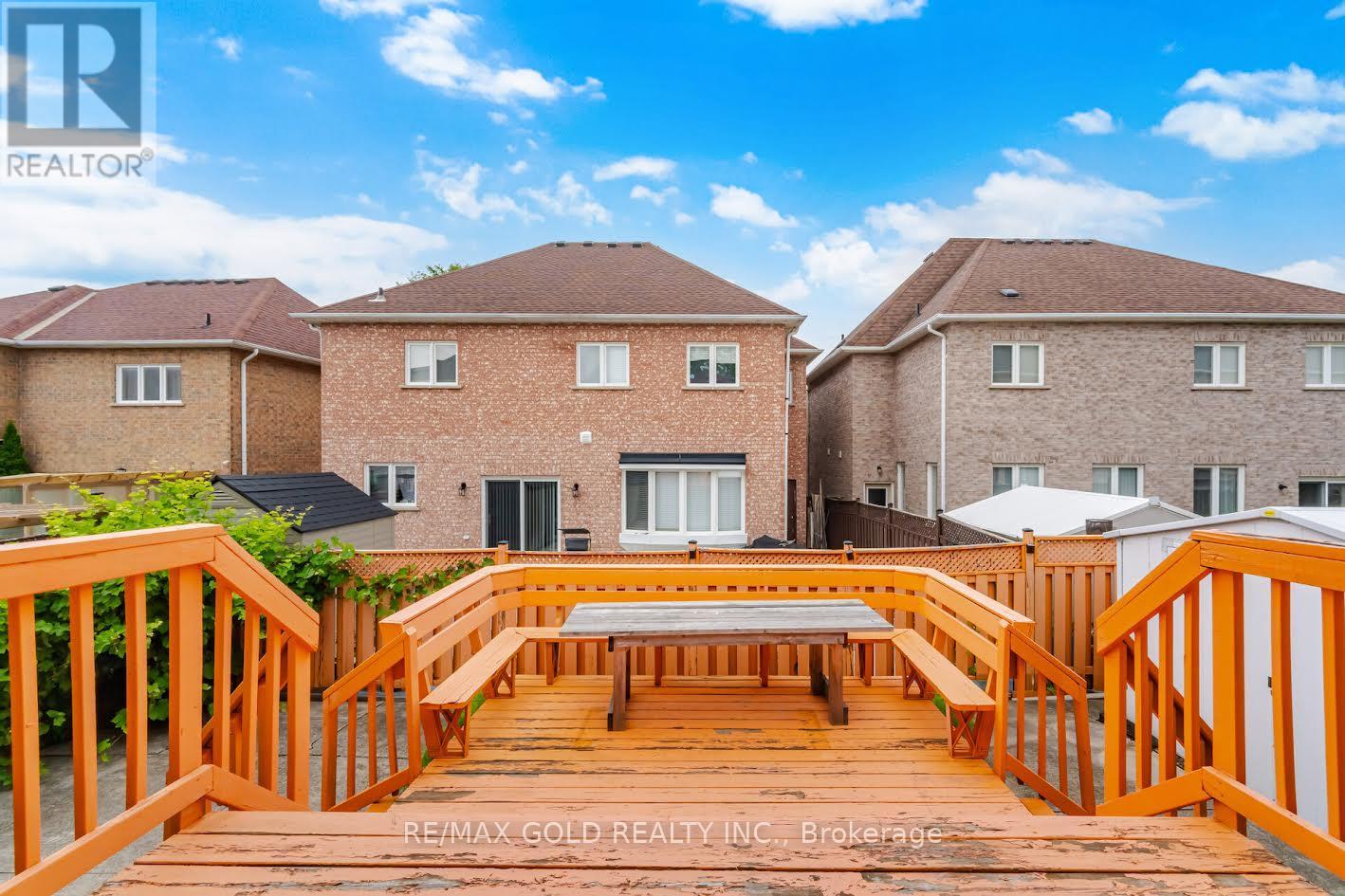 25 TREELINE BOULEVARD - 48