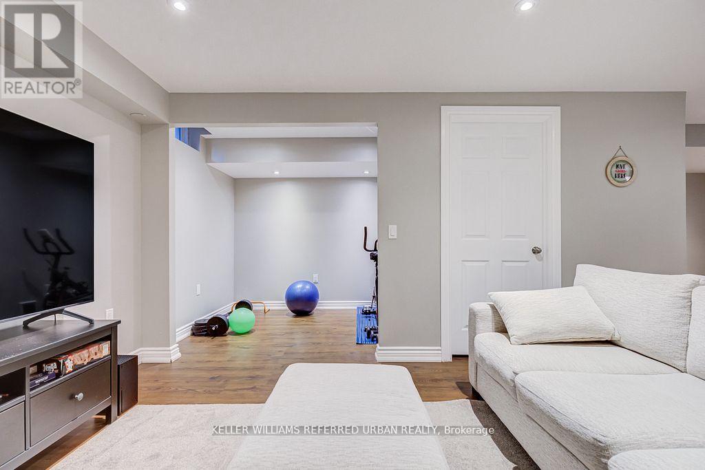125 NIAGARA TRAIL - 46