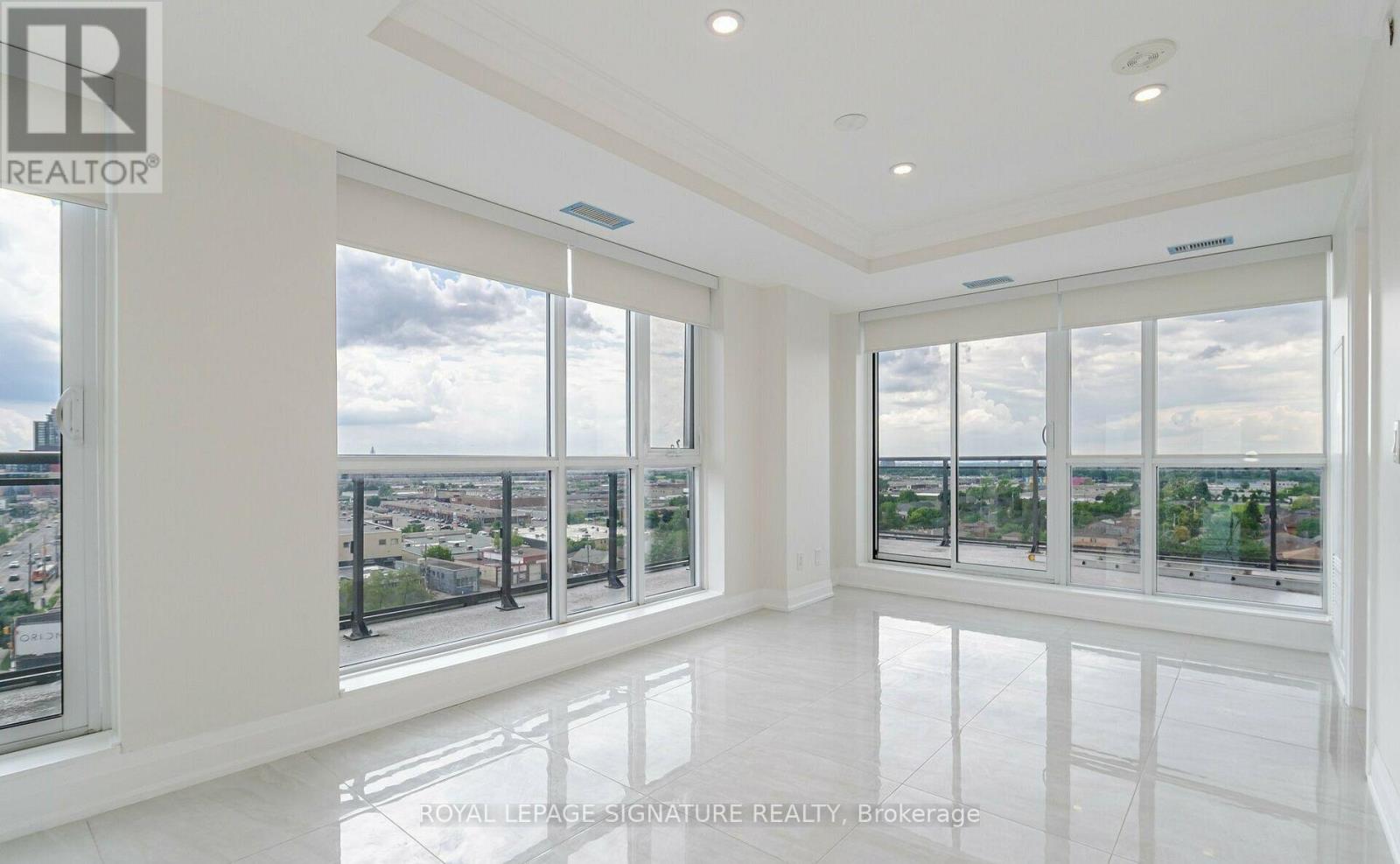 #PH904 16 MCADAM AVENUE - 16
