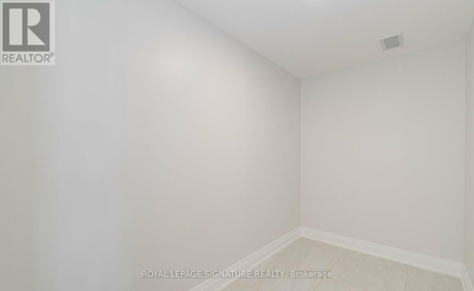 #PH904 16 MCADAM AVENUE - 25