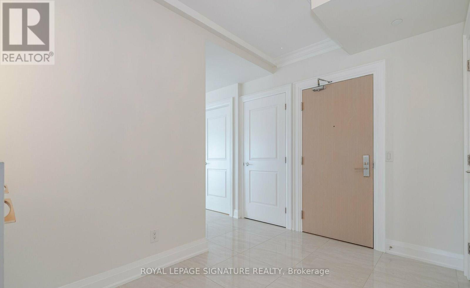 #PH904 16 MCADAM AVENUE - 4