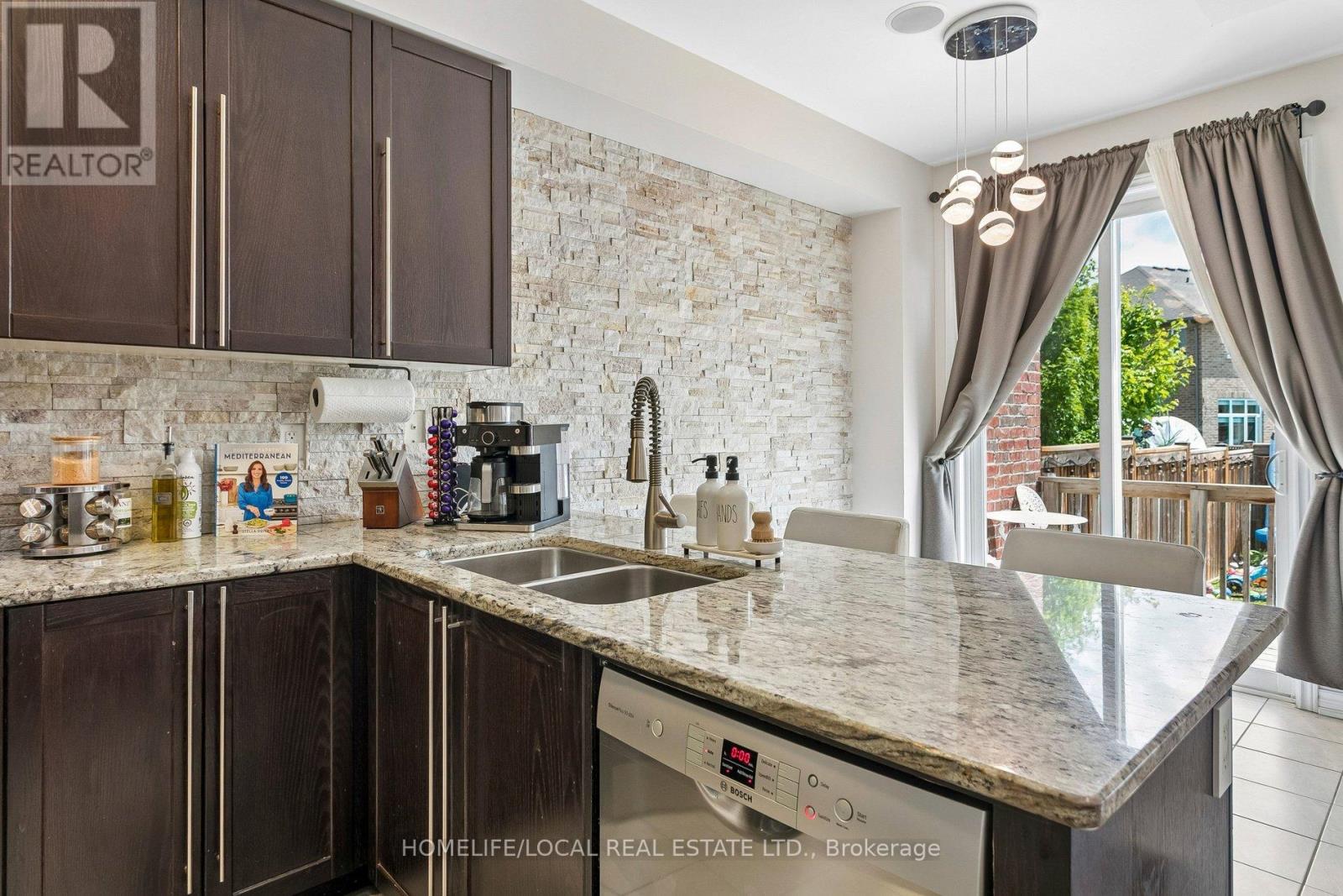 35 MAPLE CIDER STREET - 19