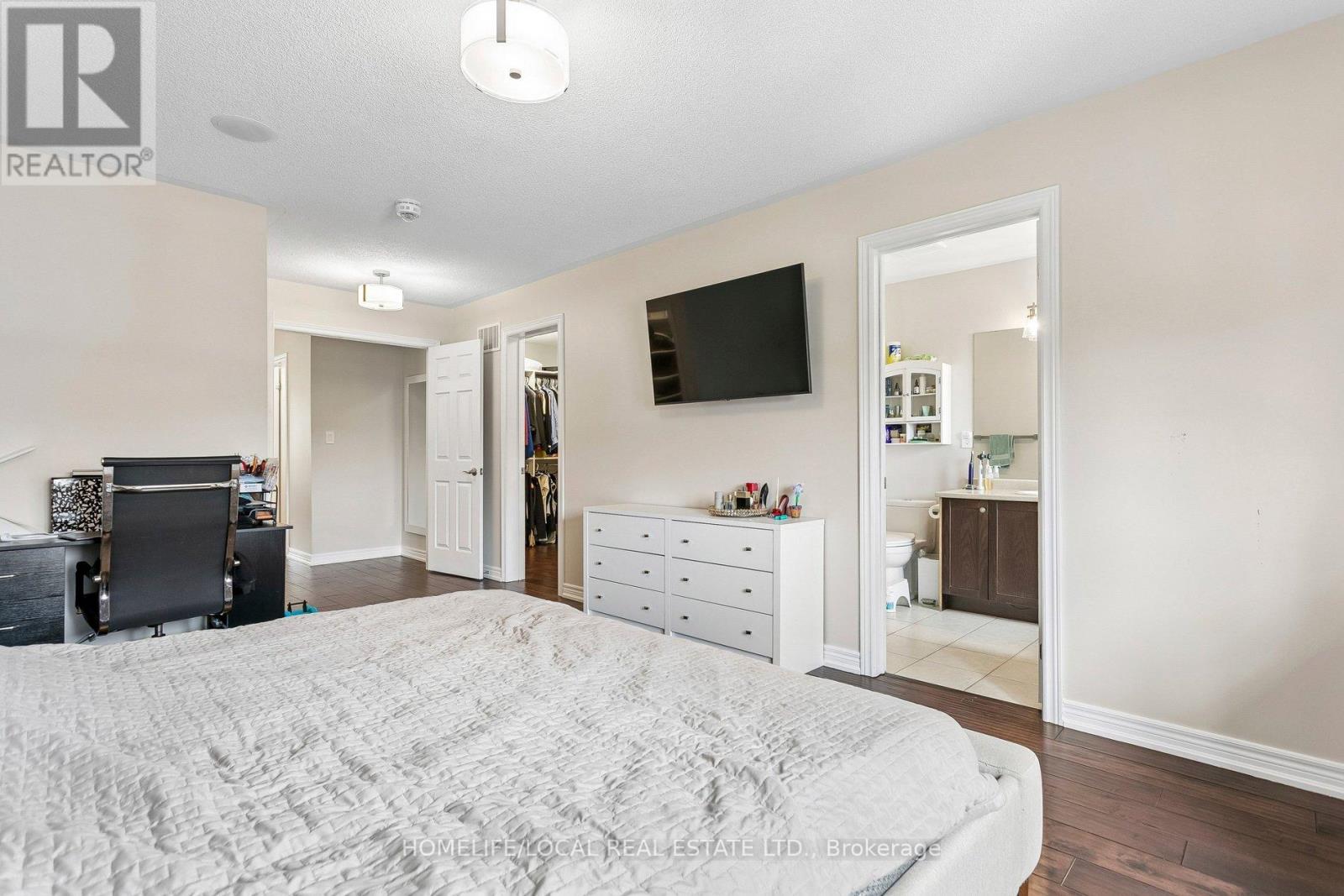 35 MAPLE CIDER STREET - 32
