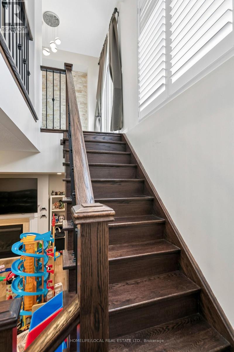 35 MAPLE CIDER STREET - 42