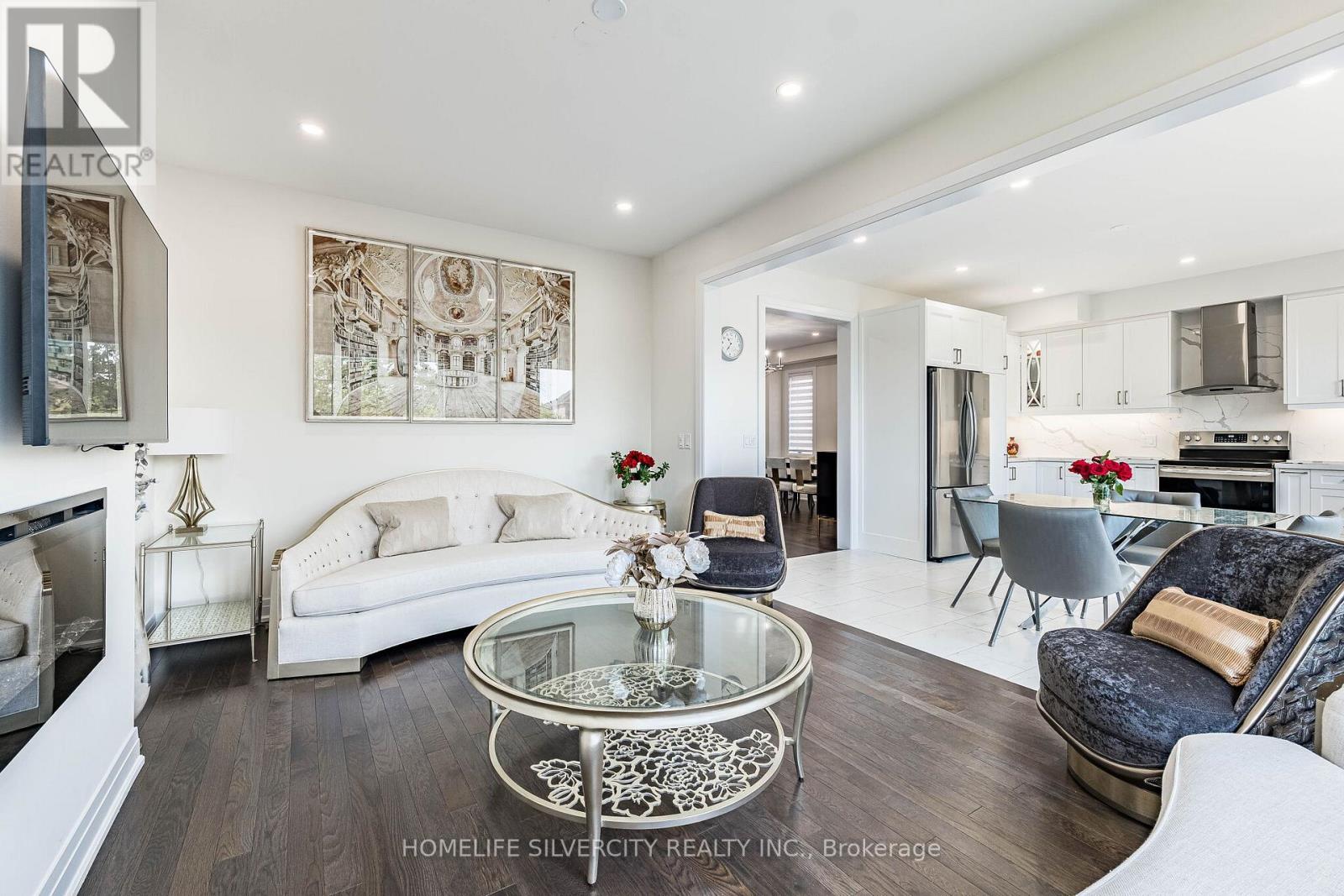 33 RAINBROOK CLOSE - 20