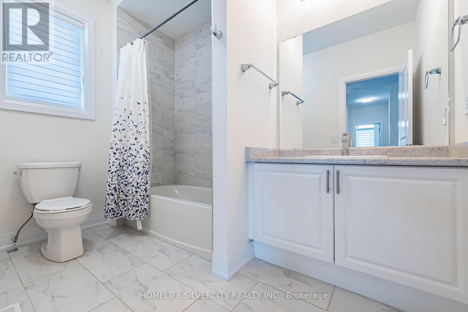 33 RAINBROOK CLOSE - 33