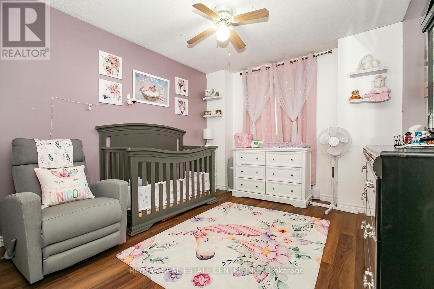 #27 31 PARKVIEW DRIVE - 17