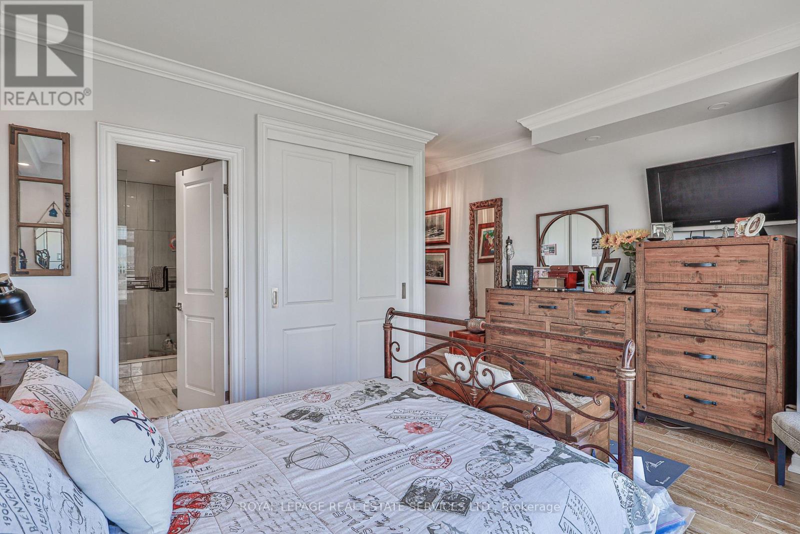 #1304 2267 LAKESHORE BOULEVARD W - 18