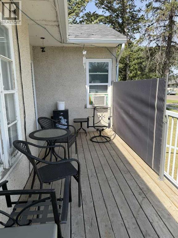 4824 52 Avenue - photo 4