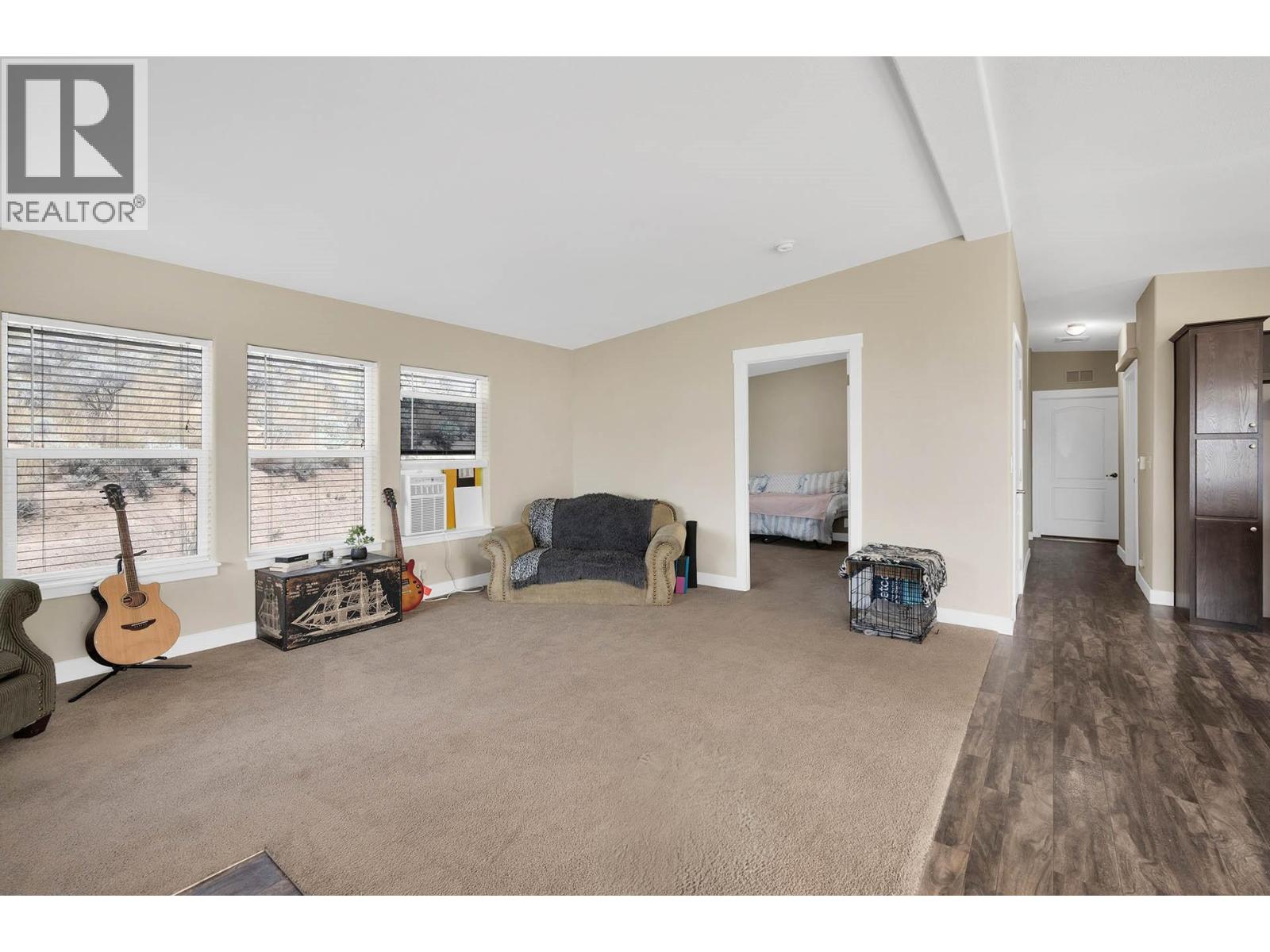 840 DEER Drive - 15
