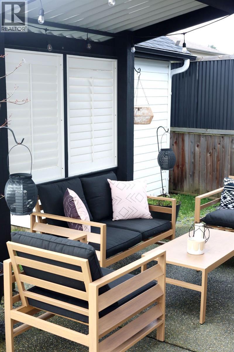 535 Stonewater Dr - 39