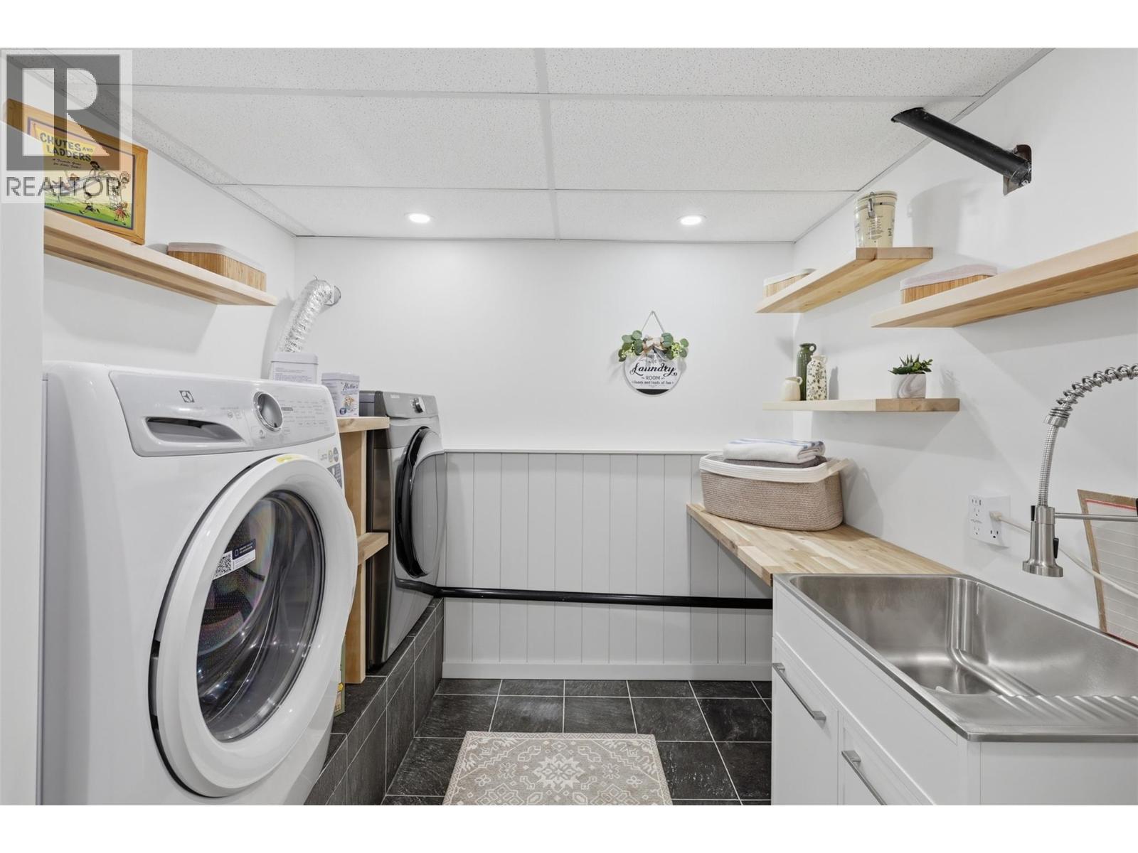 285 Huckleberry Place - 38