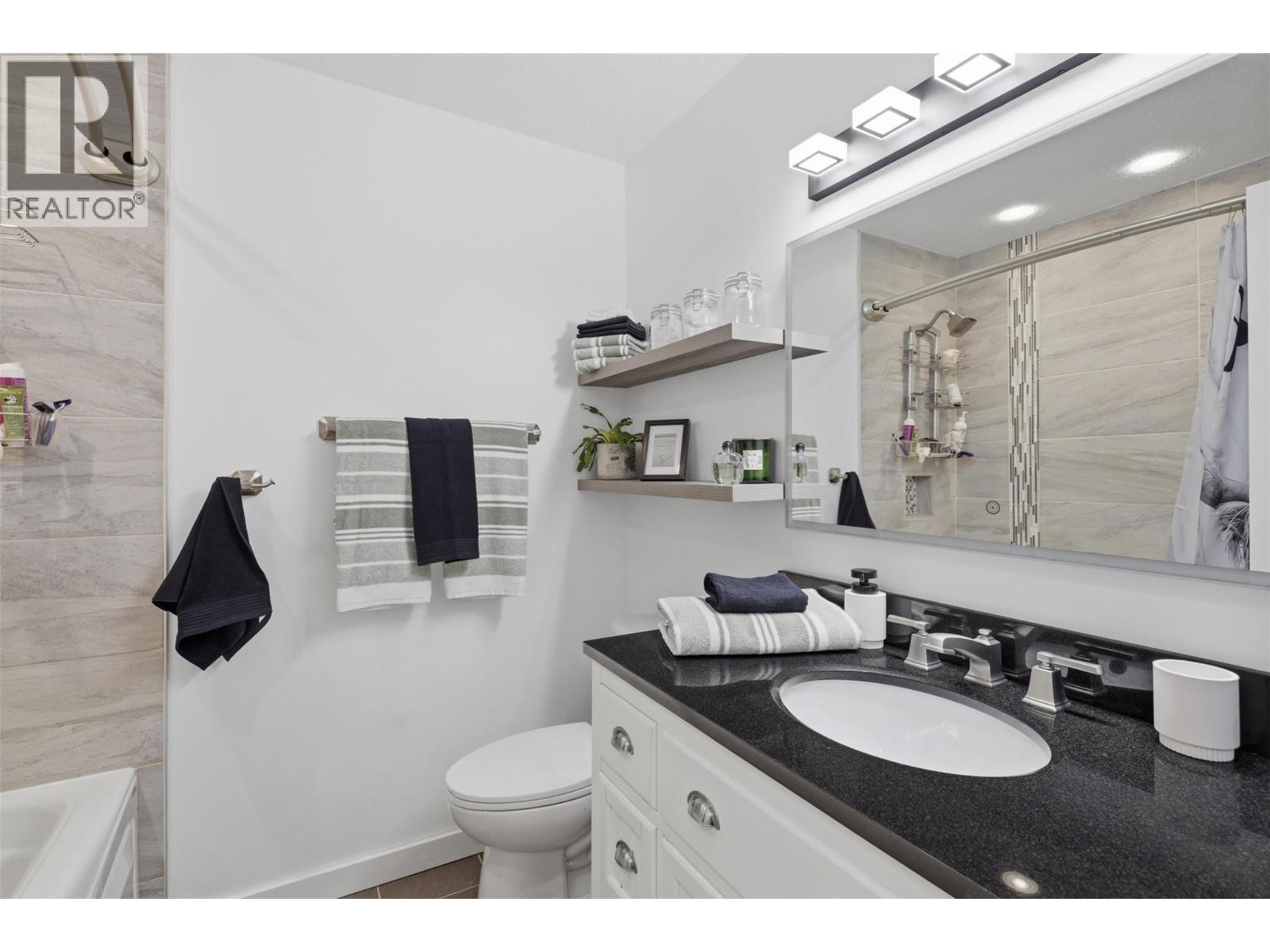 285 Huckleberry Place - 27