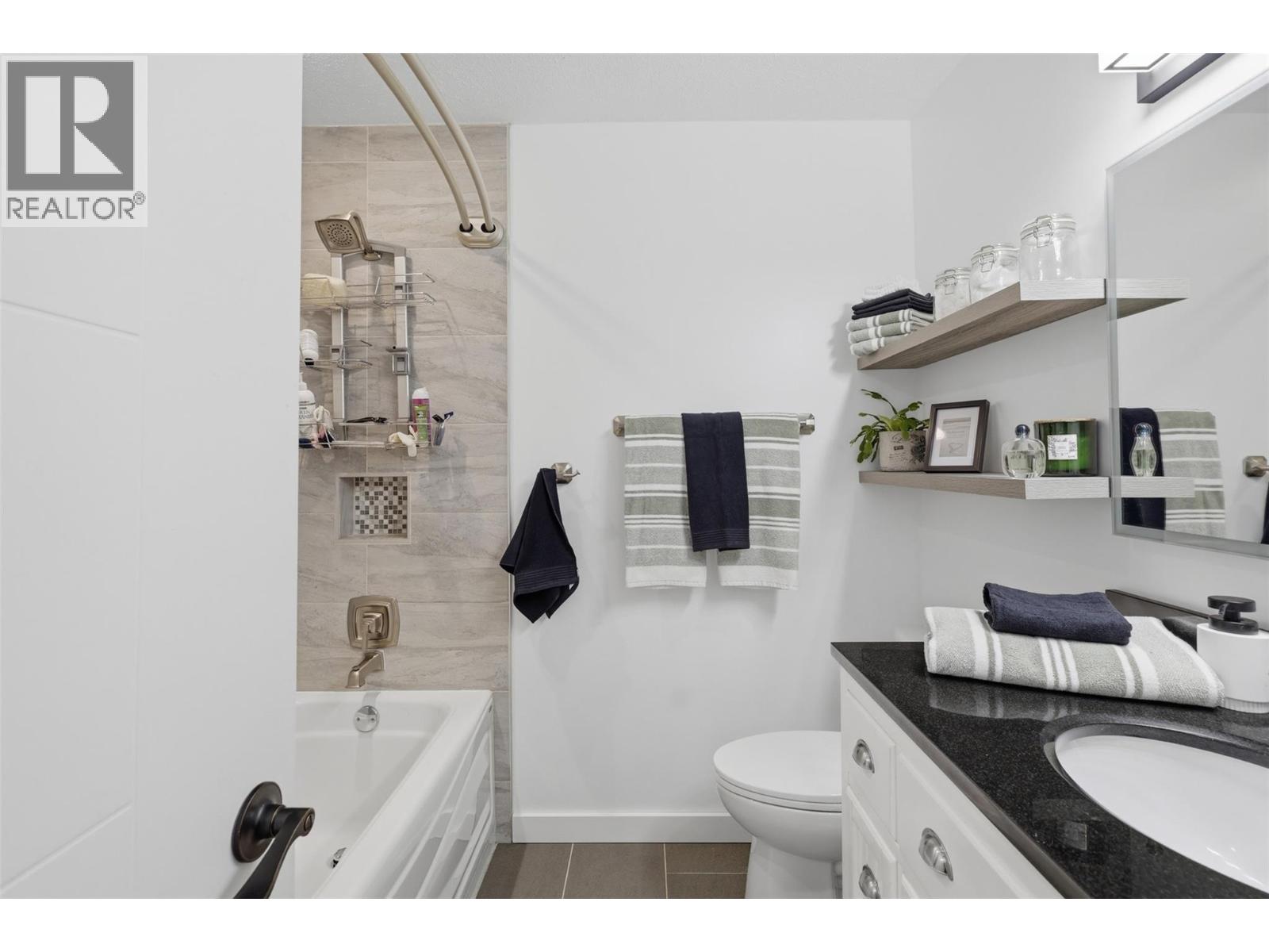285 Huckleberry Place - 28