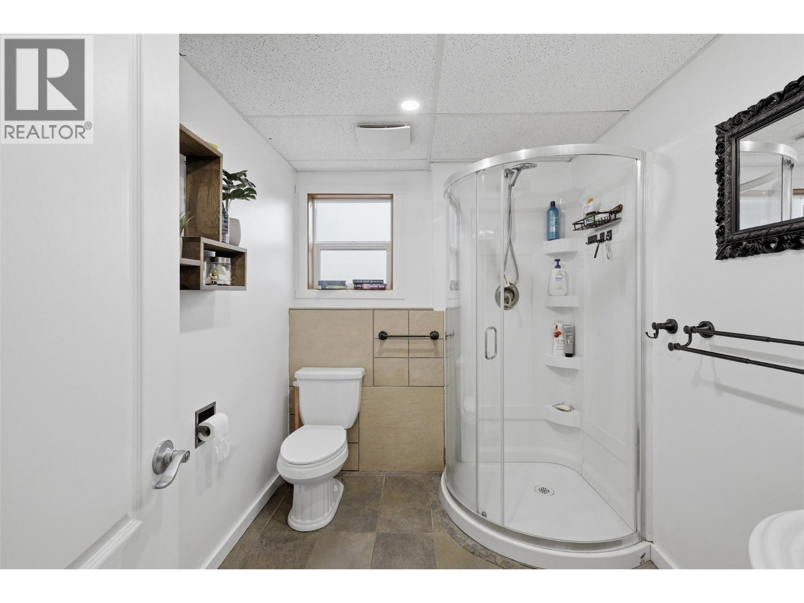 285 Huckleberry Place - 36