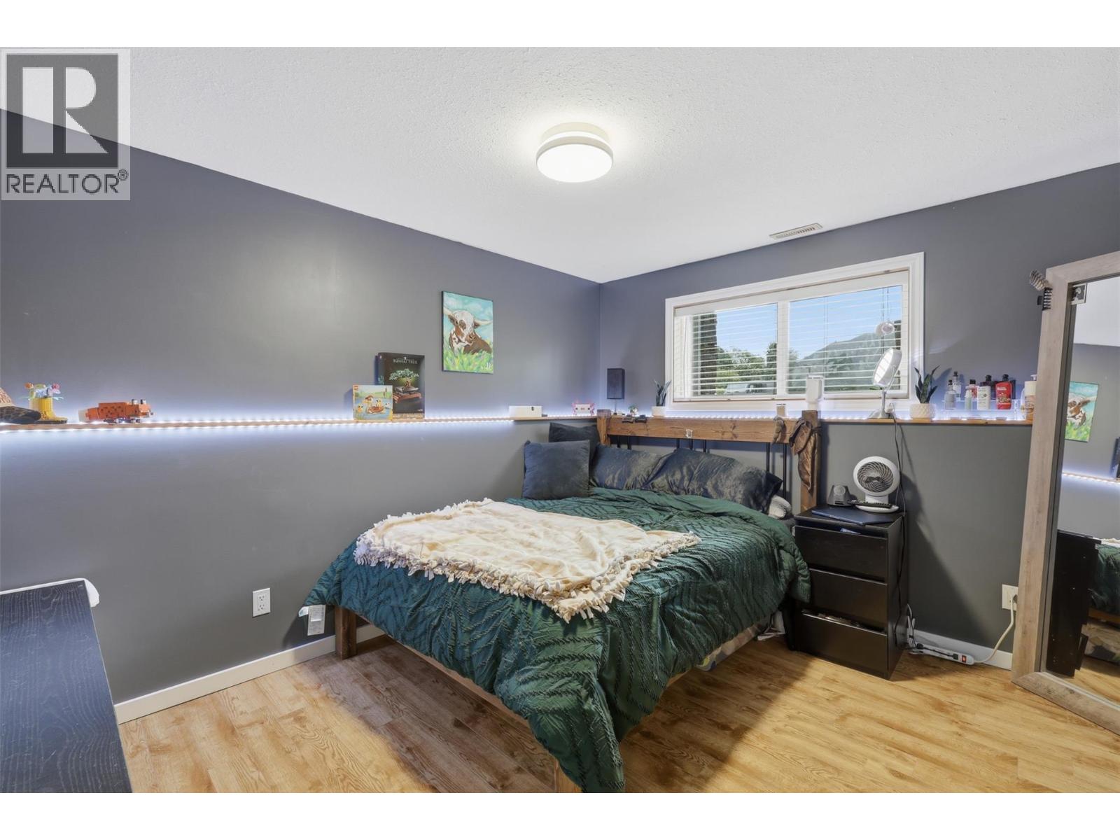 285 Huckleberry Place - 34