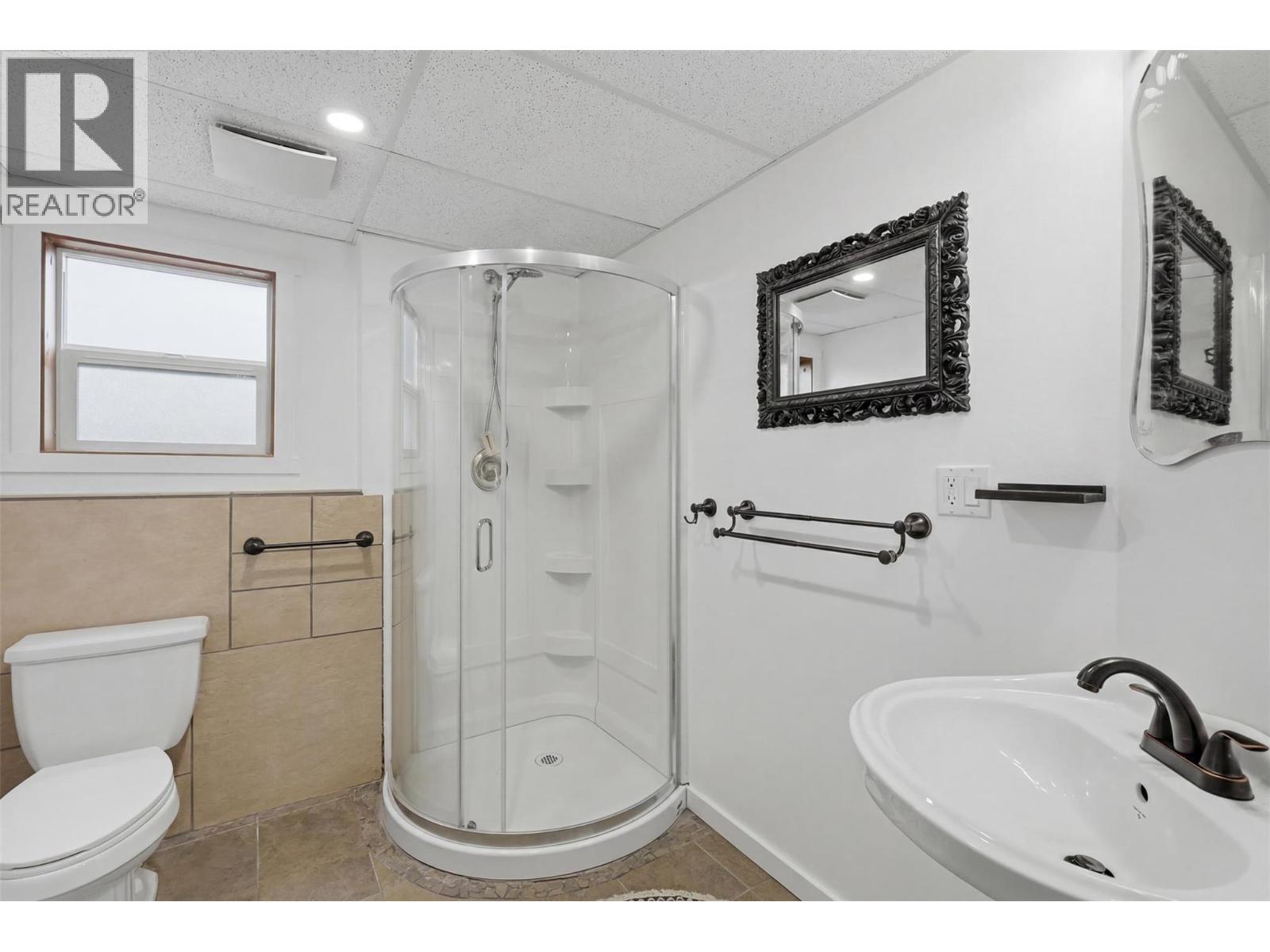 285 Huckleberry Place - 37