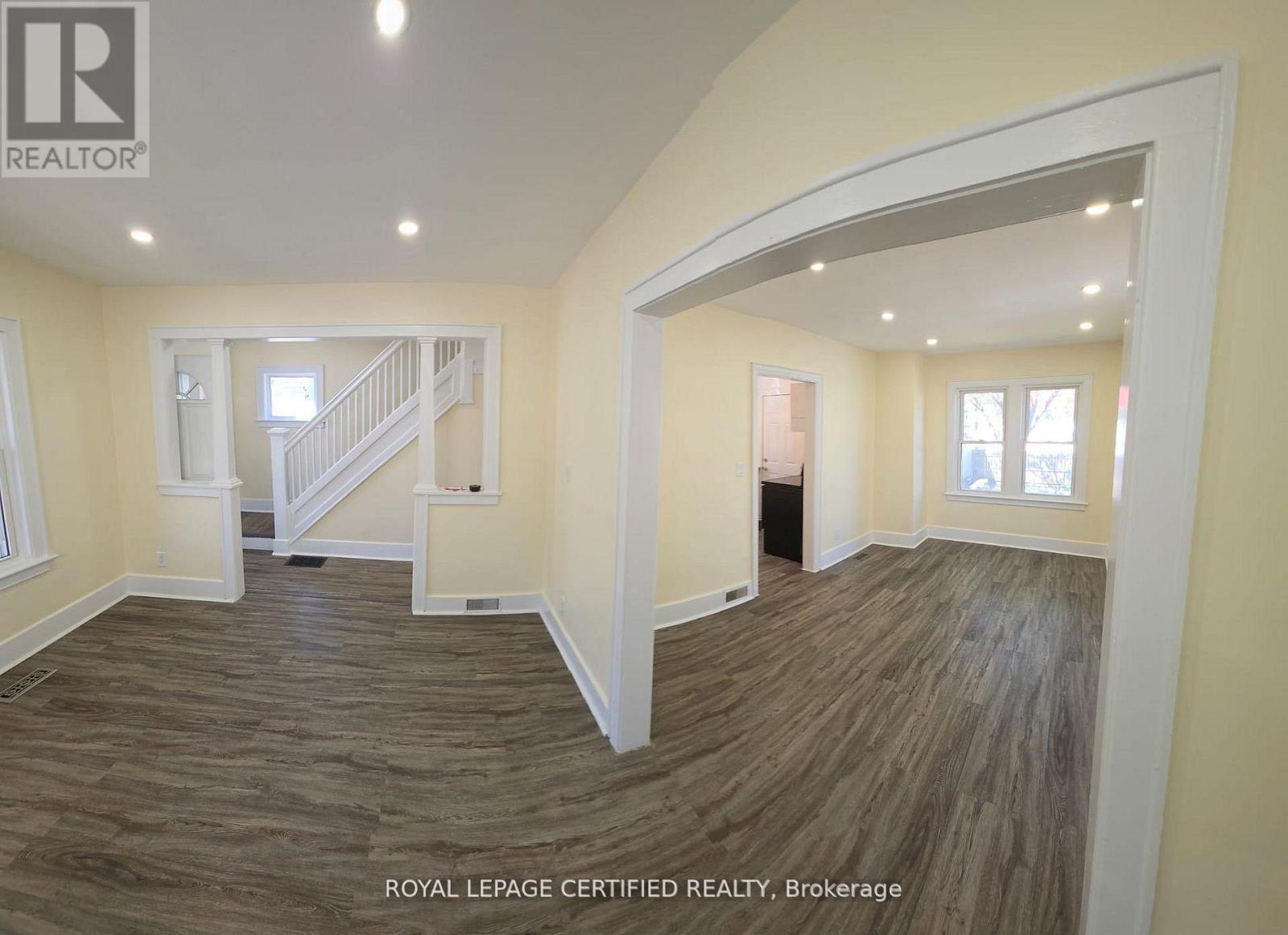 3272 BABY STREET - 5