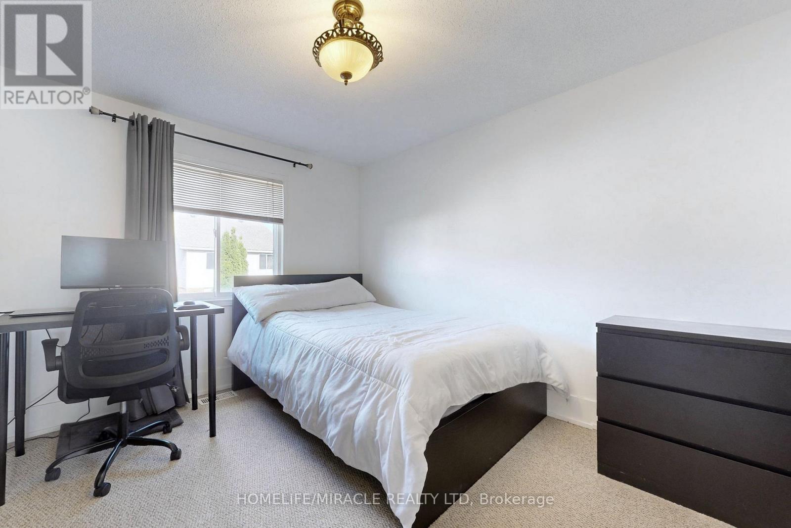 658 MORTIMER DRIVE - 22
