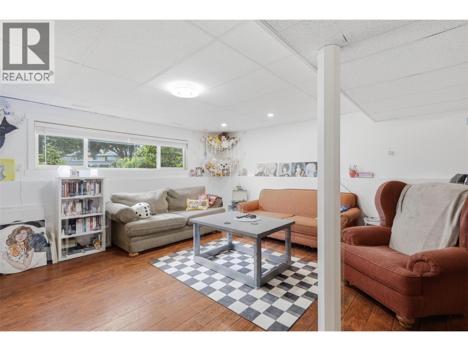 285 Huckleberry Place - 31