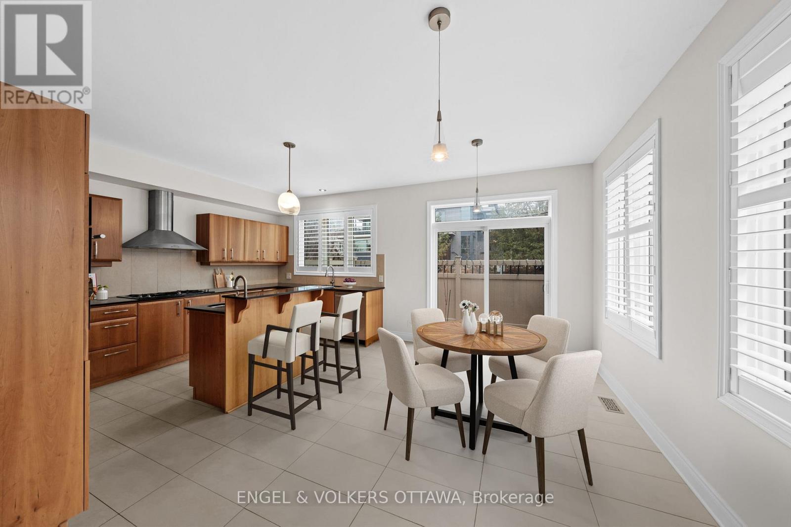 249 ATLANTIS AVENUE - 6