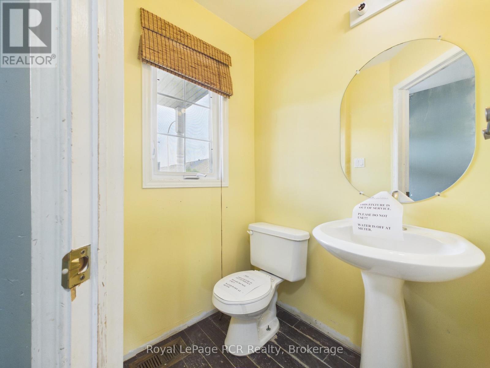 11 WALLACE STREET - 12