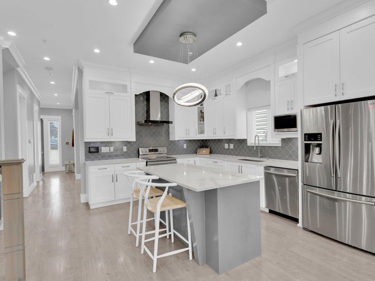 15456 RUSSELL AVENUE, White Rock