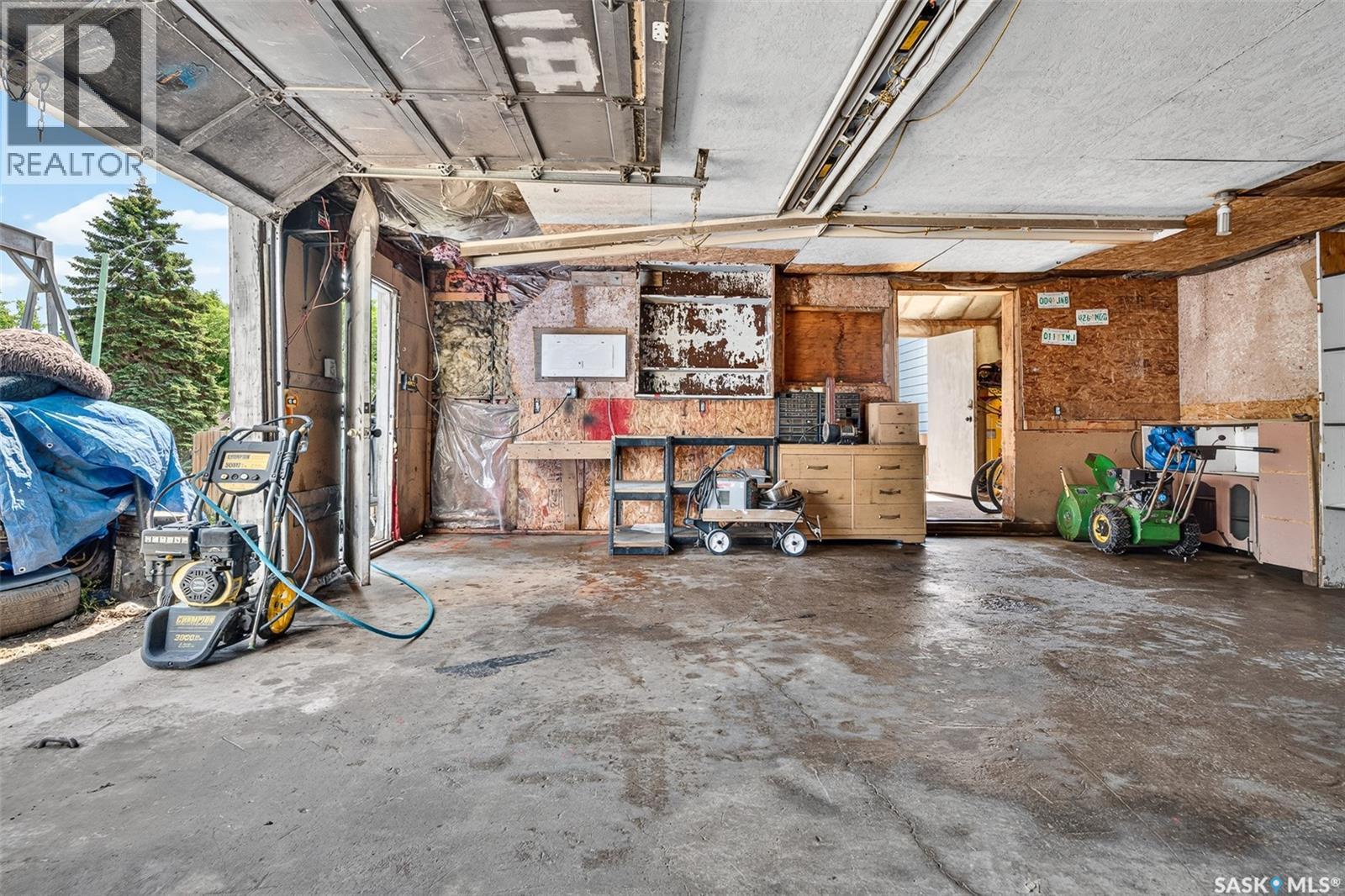 1002 Stadacona STREET W - 27