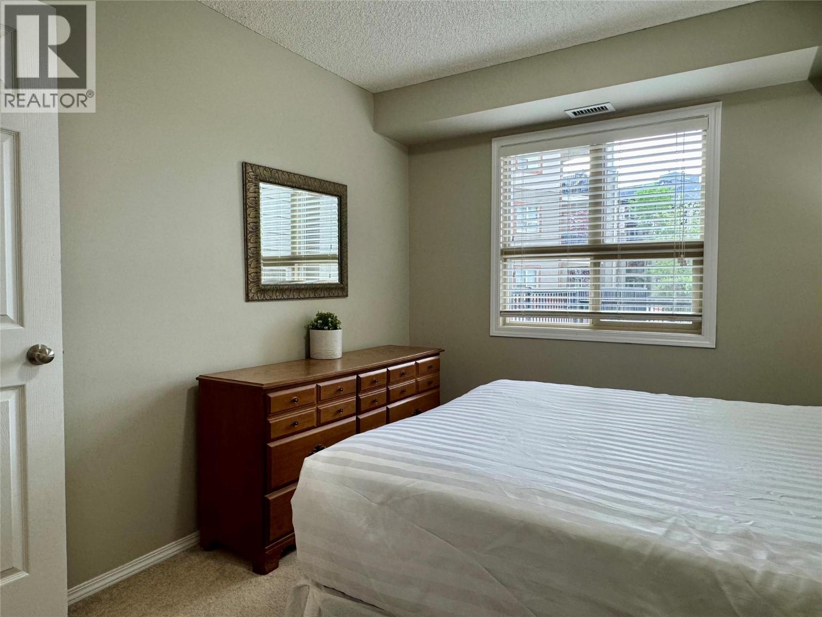 #3118 205 THIRD Avenue - 10
