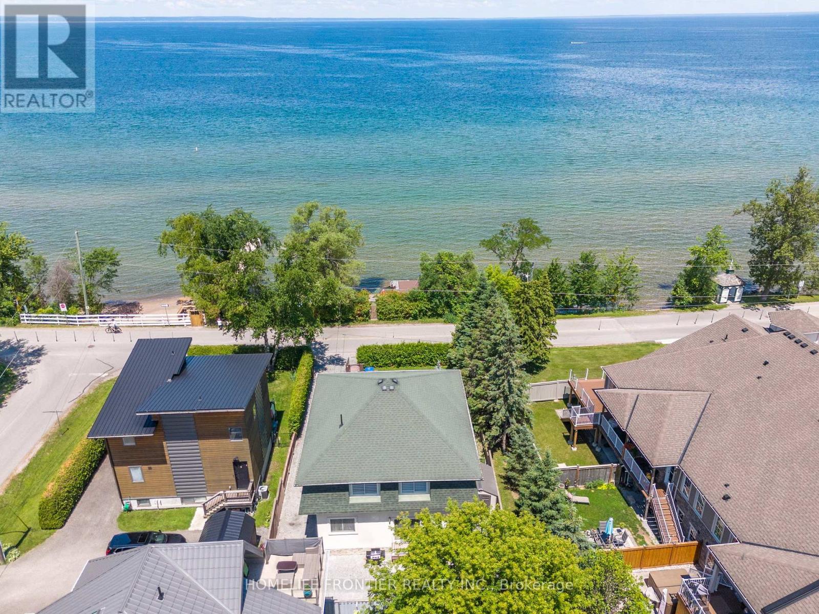 813 LAKE DRIVE E - 45