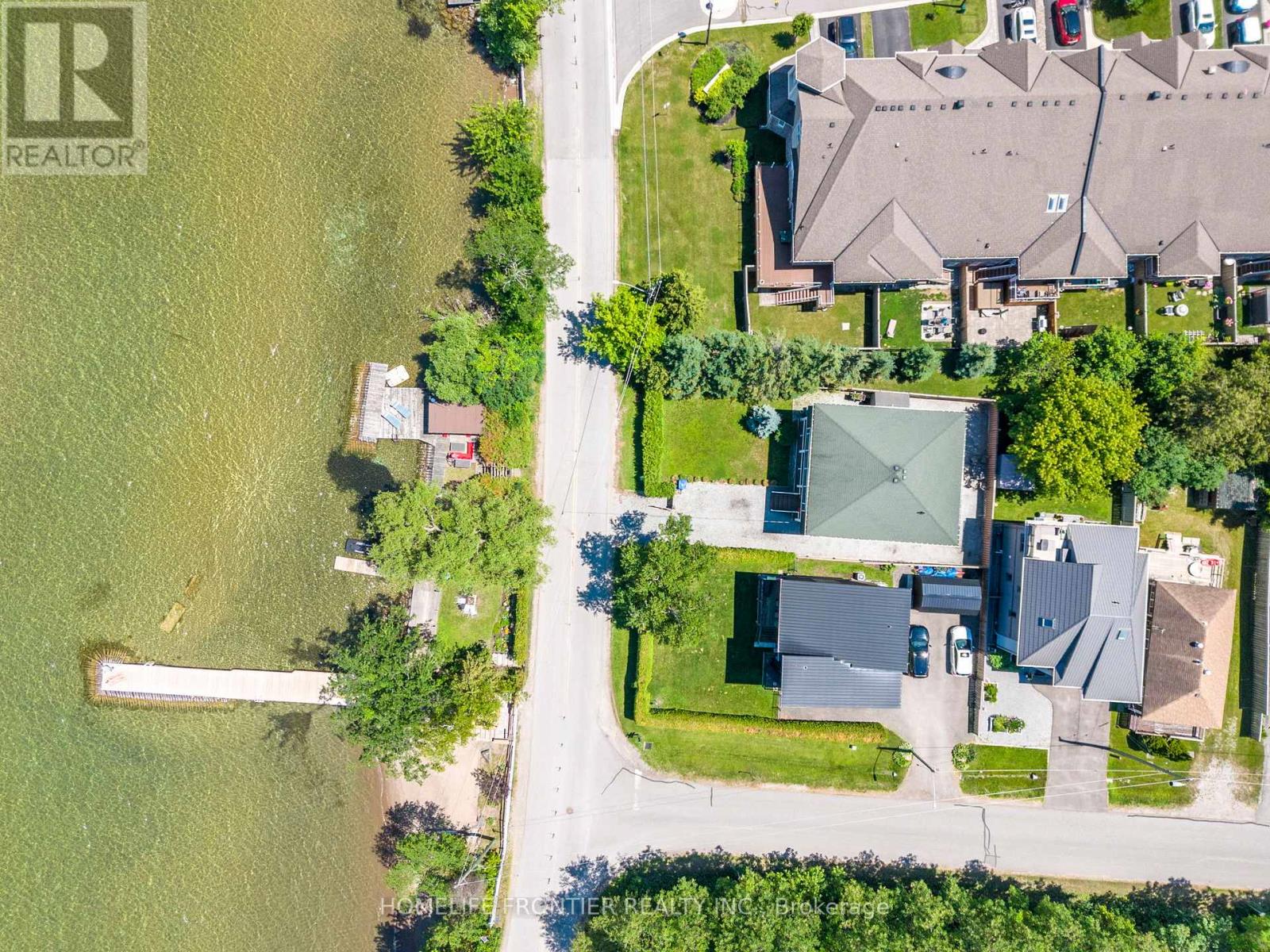 813 LAKE DRIVE E - 48