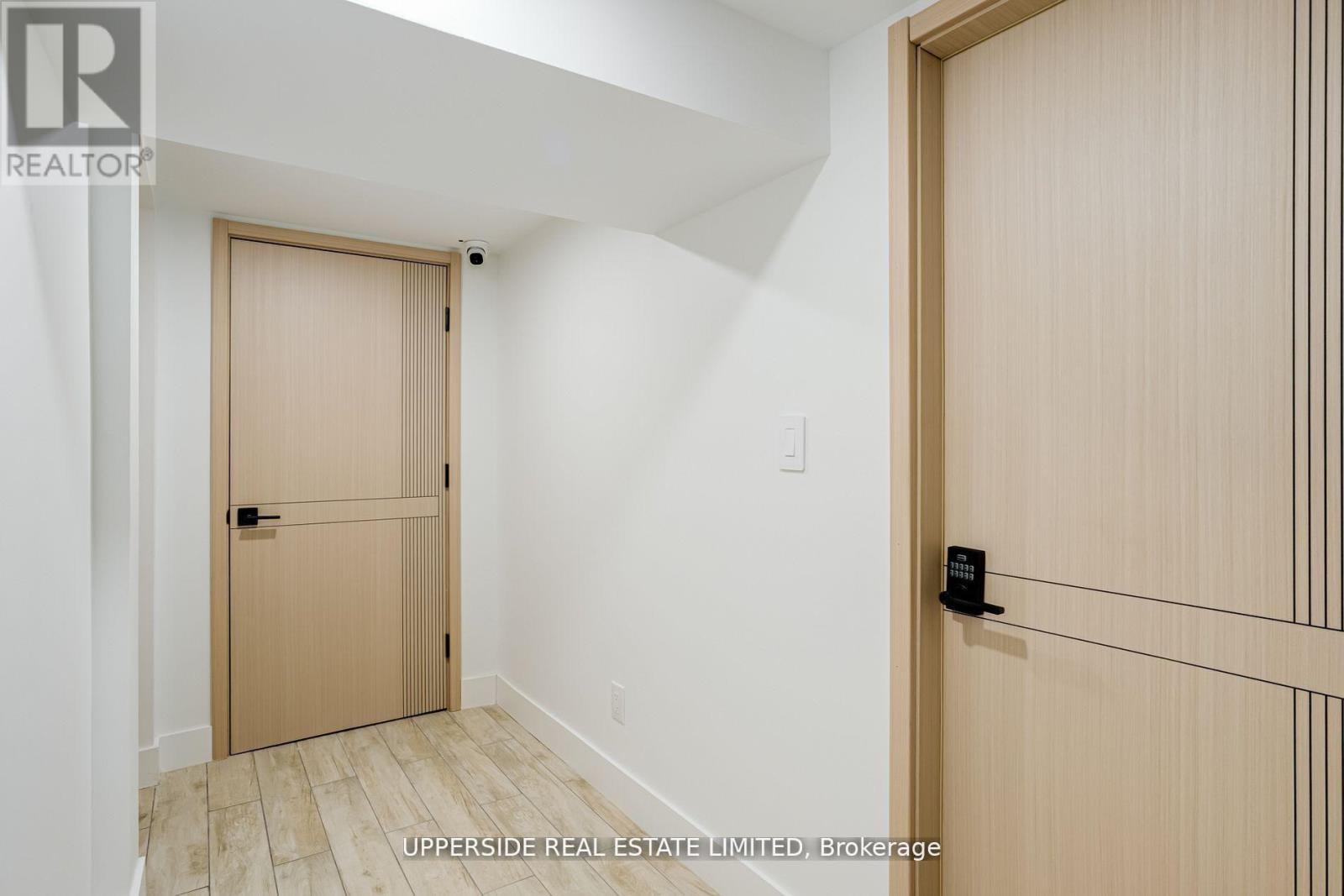 61 MARLIN COURT - 32