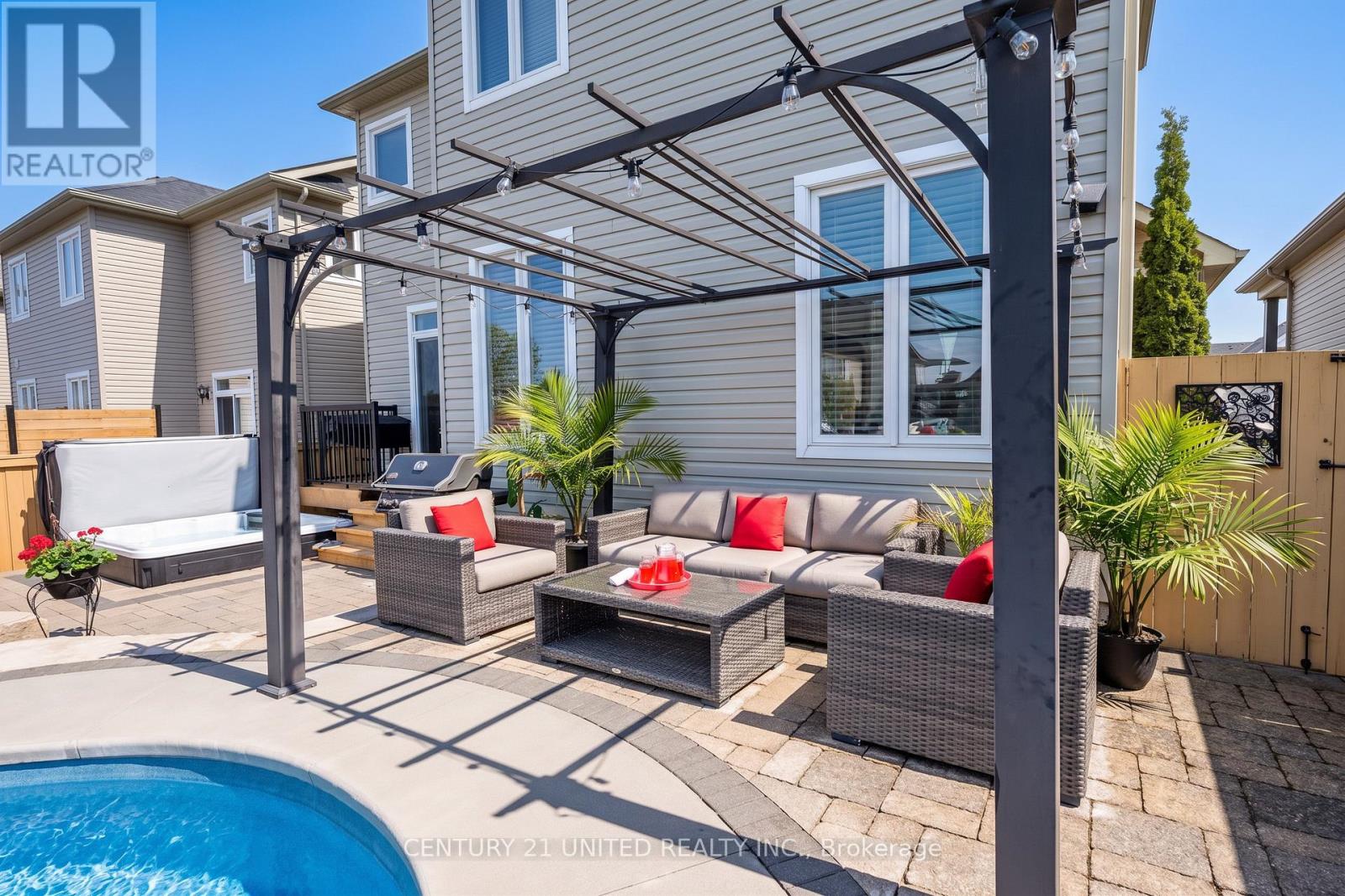 696 FISHER STREET - 38